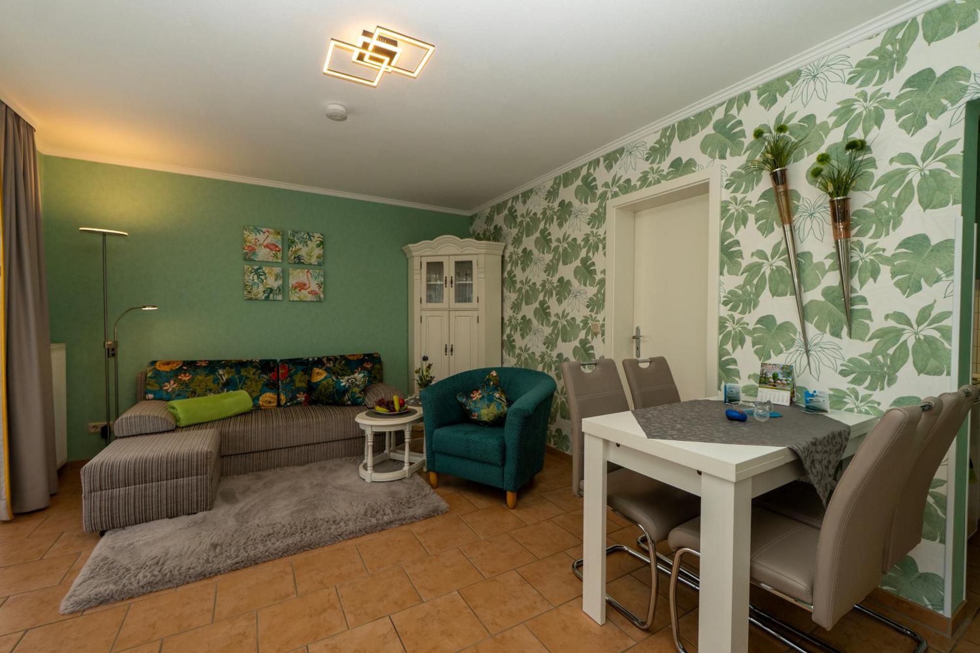 Haus Mozart Fewo Mit Balkon บินซ์ ภายนอก รูปภาพ